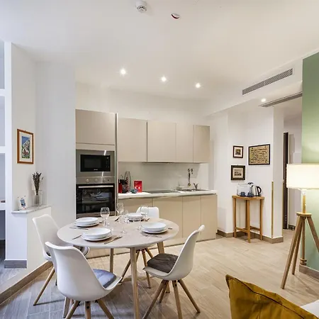 Appartement Brignole De Ferrari Refined By Wonderful Italy Genua